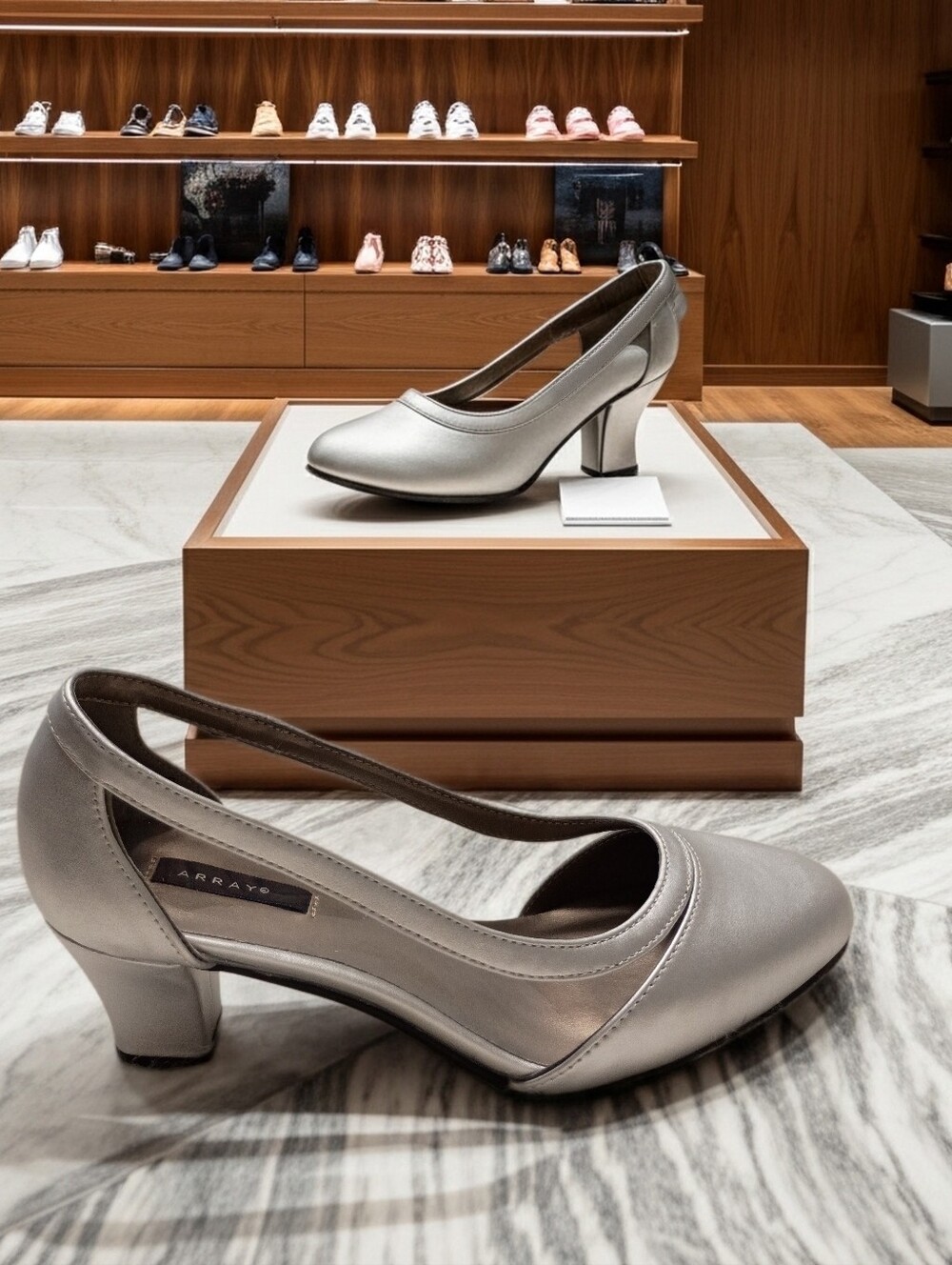 New Array Eve Synthetic Silver Mid-Heel Women's Pump Size 6M